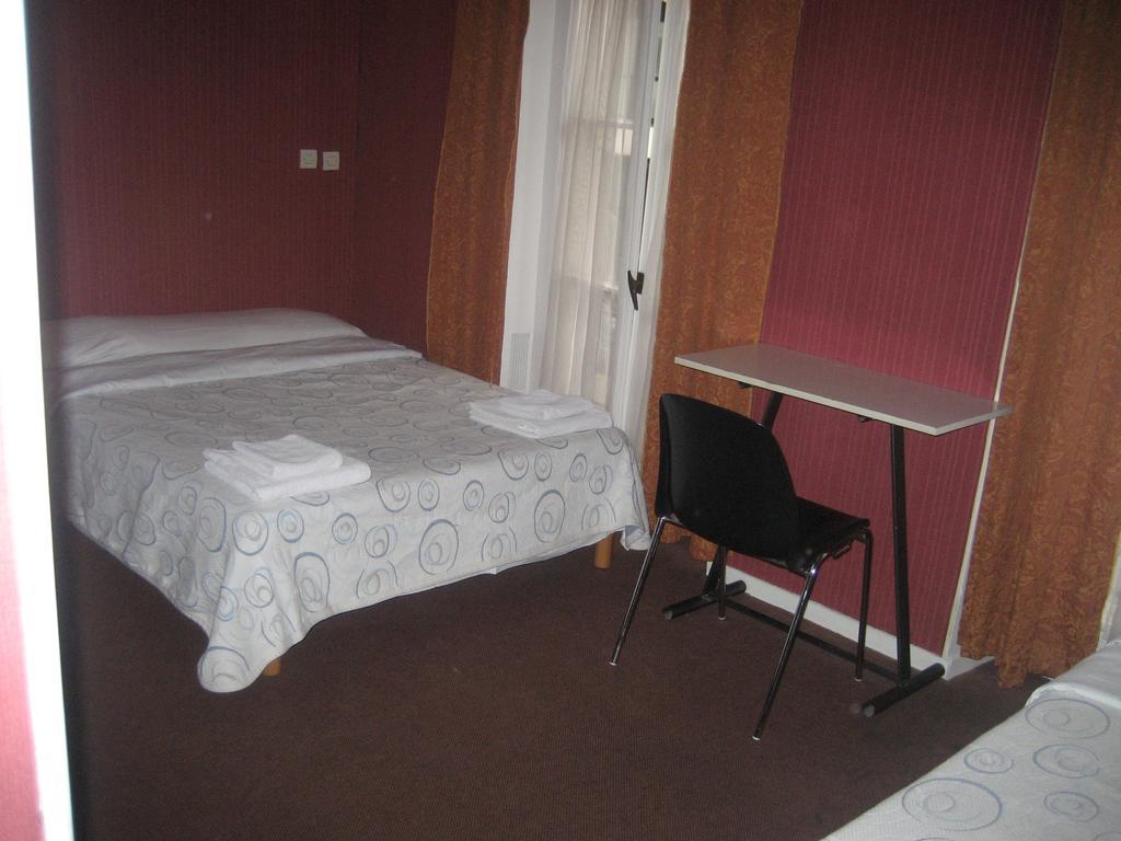 Hotel Meteore París Habitación foto