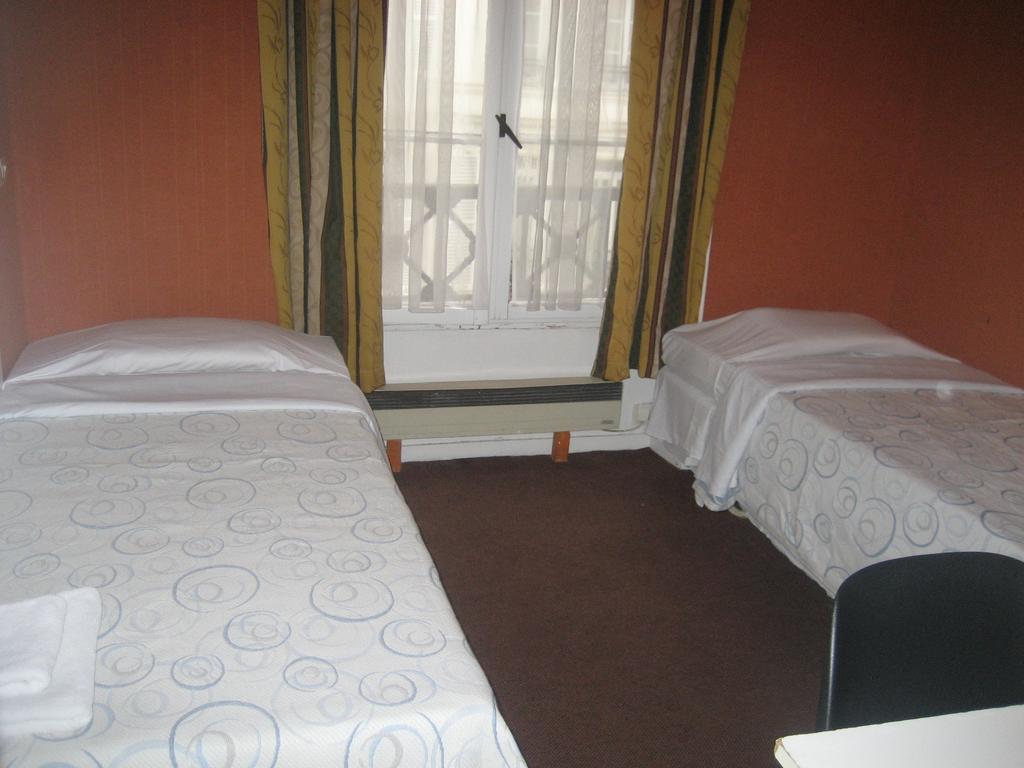 Hotel Meteore París Habitación foto