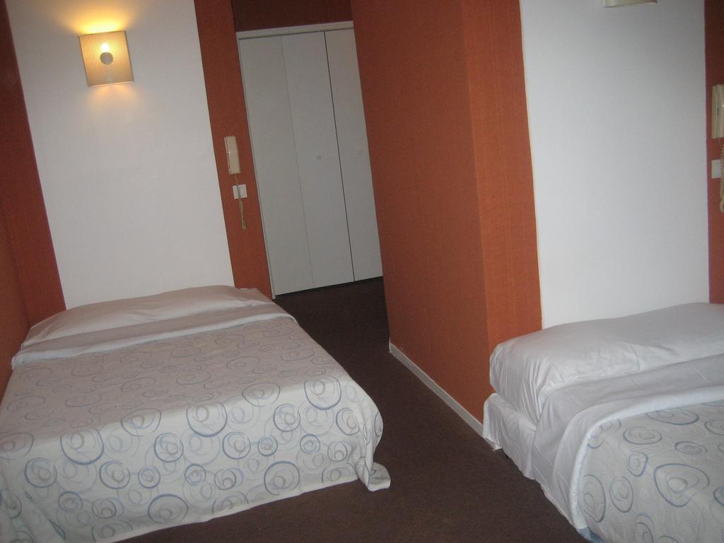 Hotel Meteore París Habitación foto